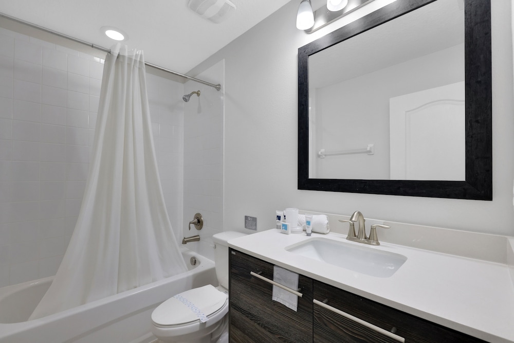 Balmoral Resort 166kb 4 Bedroom Home by RedAwning - photo 21