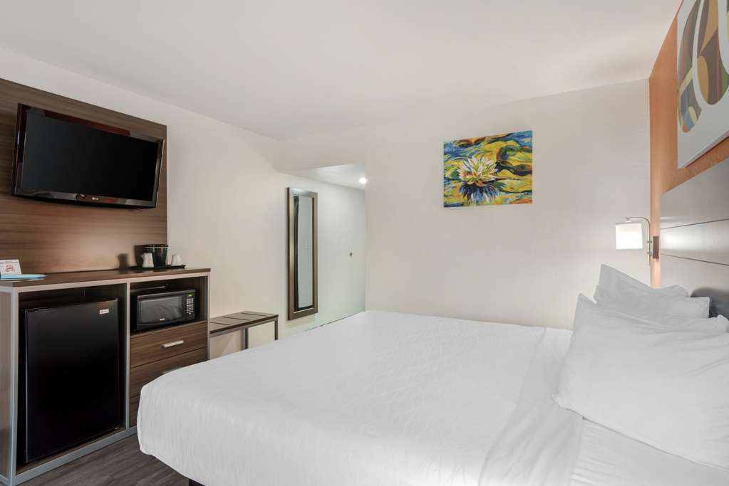 Best Western Statesville Inn - photo 38