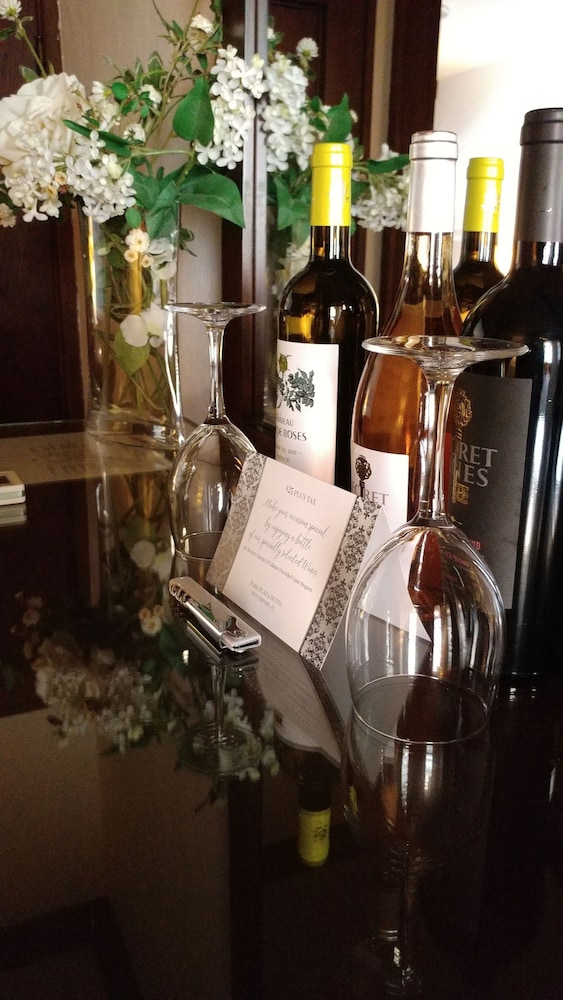 Park Plaza Hotel - photo 29