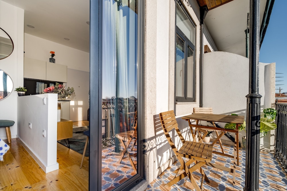 Nomad's Netto & Subway — 4-Star Luxury Hotel in Porto, Portugal