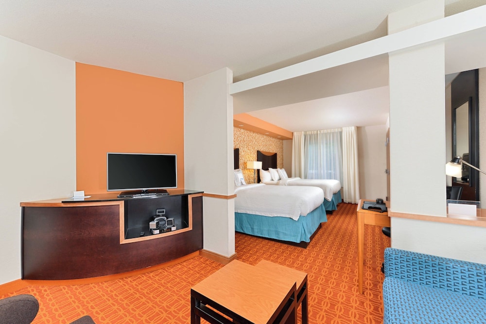 Fairfield Inn & Suites by Marriott Kingsland - photo 13