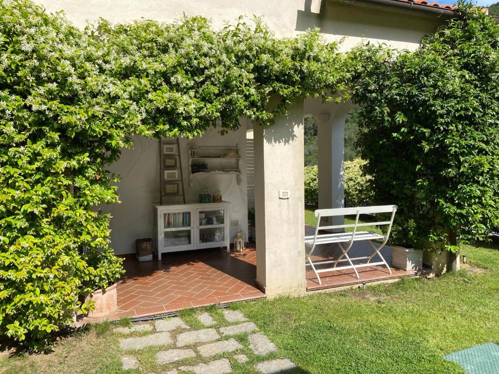 Valle dei Mulini B&B — 4-Star Luxury Hotel in Marciana, Italy