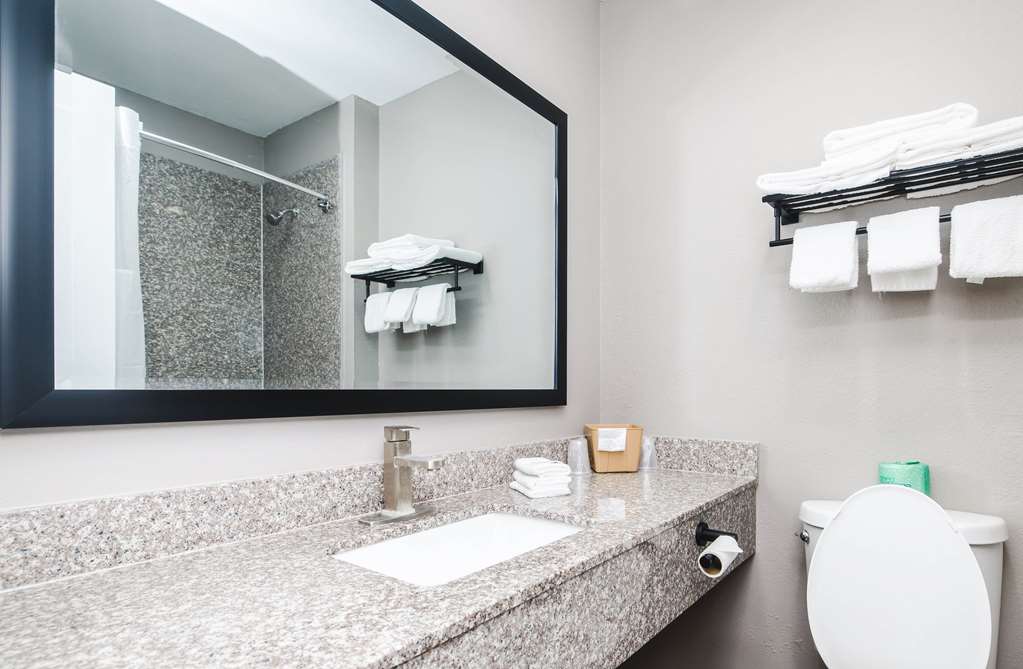 Studio 6 Channelview TX Baytown West - photo 15