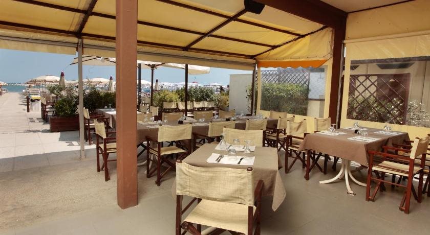 Family Hotel Globus — Cesenatico