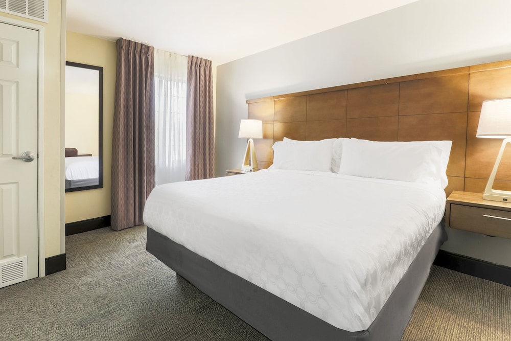 Staybridge Suites Reno by IHG - photo 22