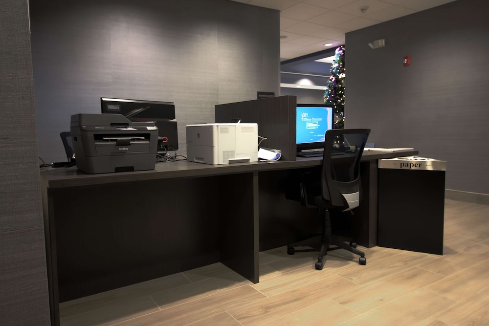 Hampton Inn West Plains - photo 35