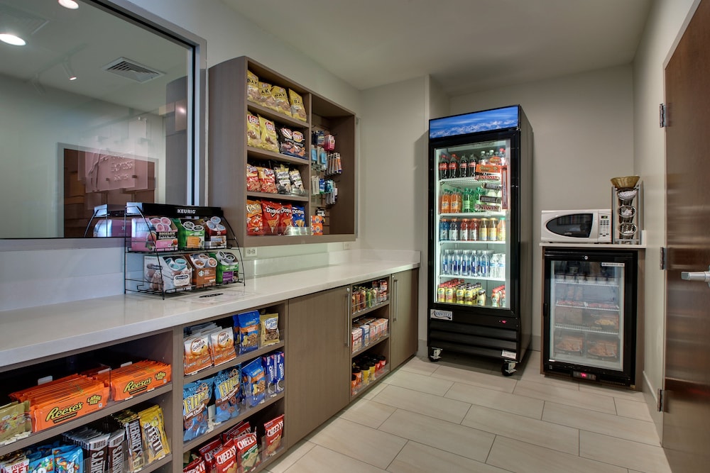 Holiday Inn Express & Suites Lancaster East Strasburg by IHG - photo 15
