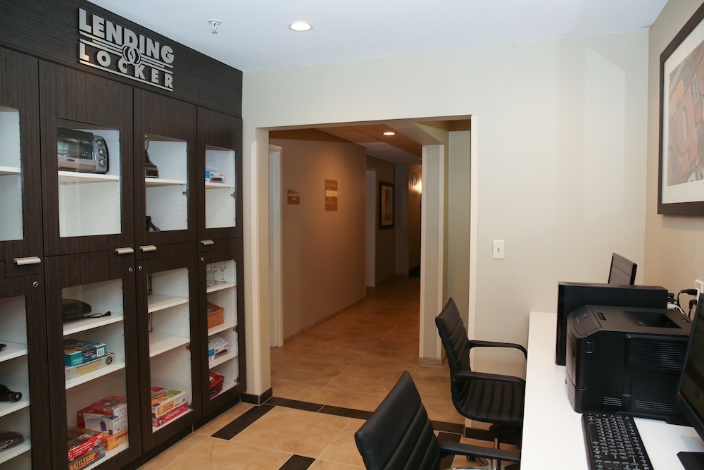 Candlewood Suites Portland Scarborough by IHG - photo 25