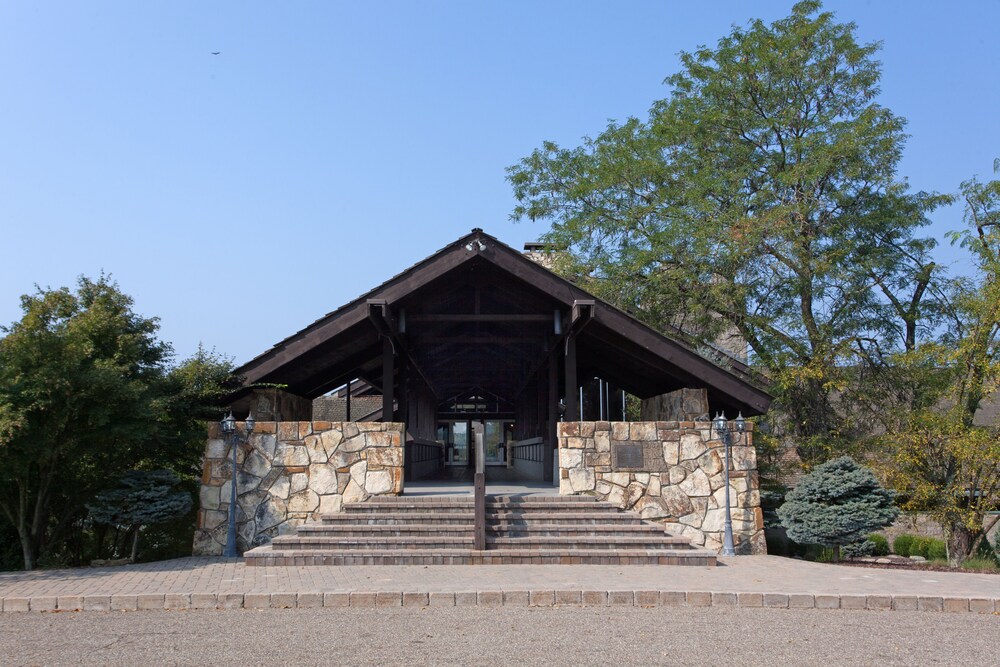 Salt Fork Lodge and Conference Center - photo 55