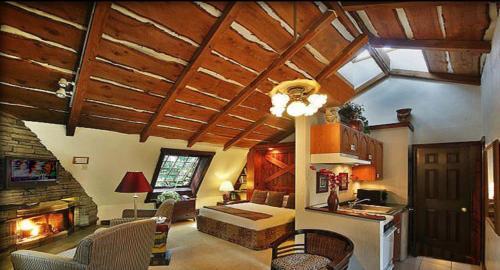 Inn at Lake Joseph - photo 18