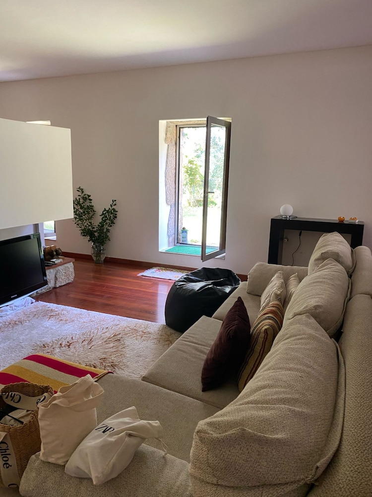 Paredes de Coura Villa — 4-Star Luxury Hotel in Paredes De Coura, Portugal