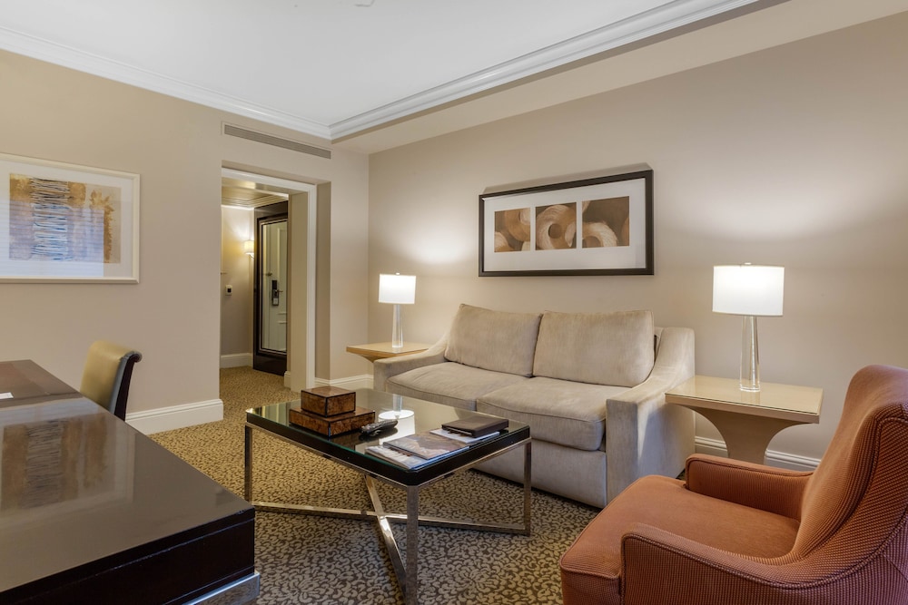 Omni Berkshire Place - photo 12