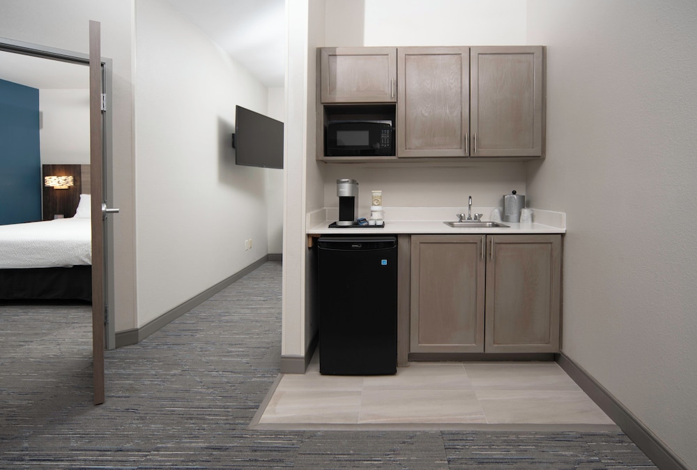 Holiday Inn Express Hotel & Suites Canyon by IHG - photo 45
