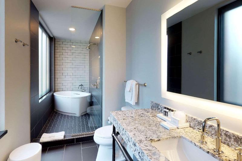 Renaissance Saint Elms Dallas Downtown - photo 45