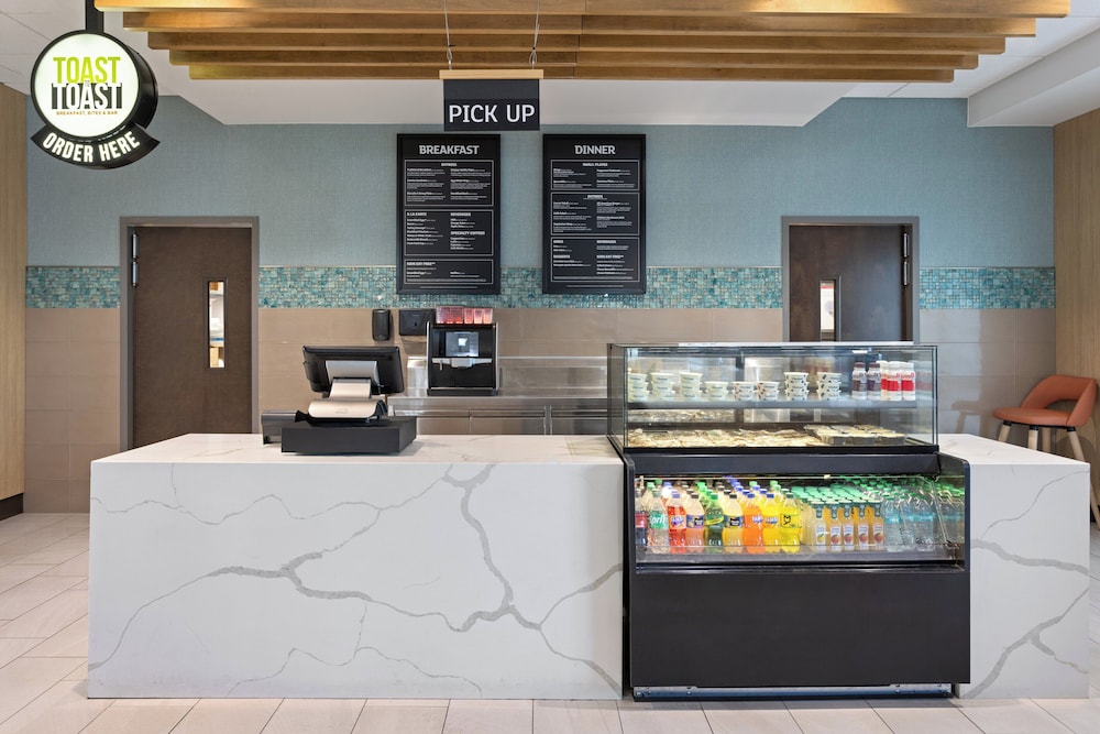 Holiday Inn Hotel & Suites Savannah Airport Pooler - photo 35