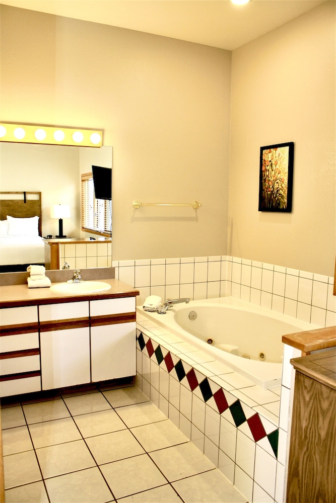 Gold Point Resort Breckenridge by Vacatia - photo 77