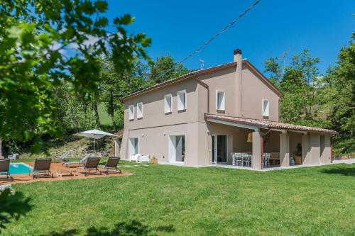Villa Gea — 4-Star Luxury Hotel in Fermignano, Italy