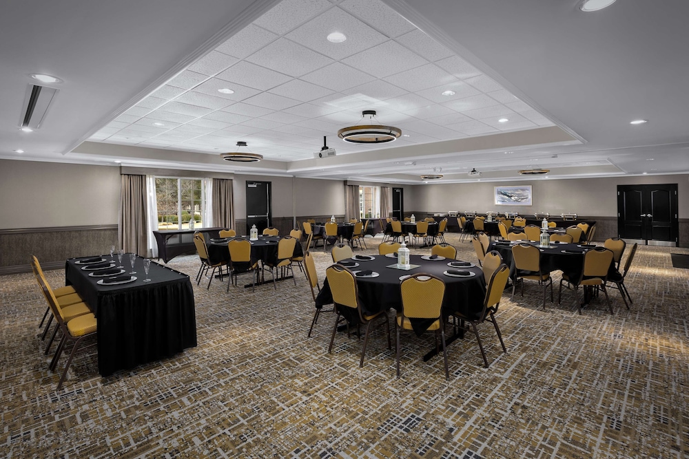 Homewood Suites by Hilton at The Waterfront - photo 60