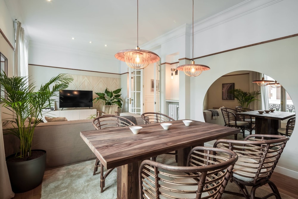 Betawi 3 Bedroom in Chamber Madrid