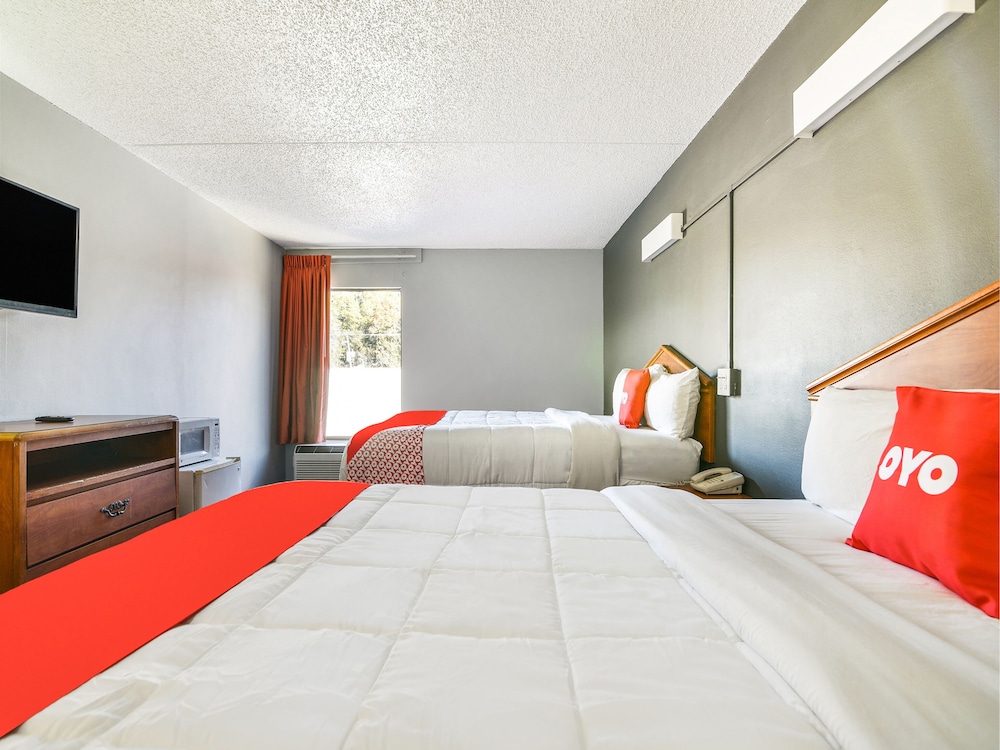 OYO Townhouse Inn Jacksonville near Little Rock Air Force Base - photo 14