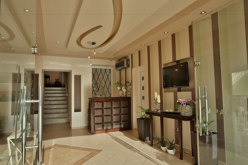 Irida Apartments — 4-Star Luxury Hotel in Leptokarya, Greece