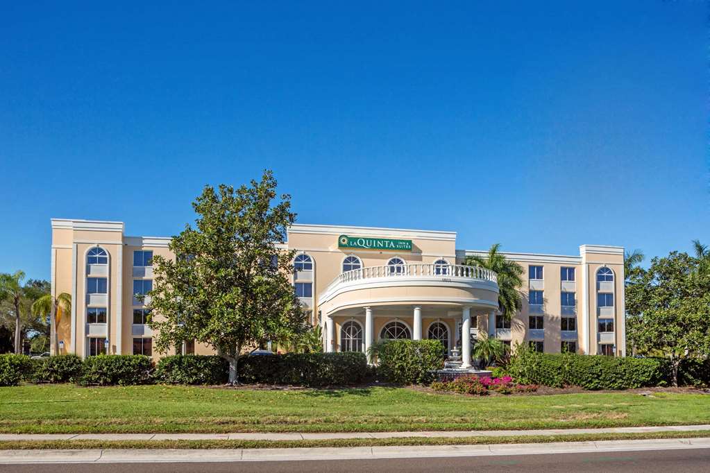 La Quinta Inn & Suites Sarasota - photo 2