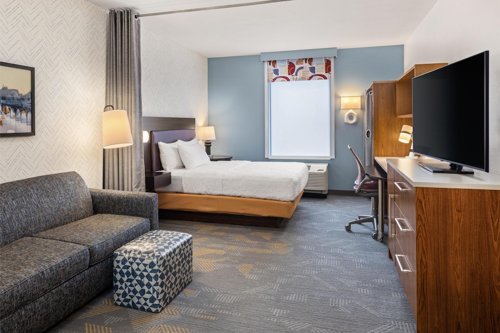 Home2 Suites by Hilton Roseville Minneapolis - photo 19