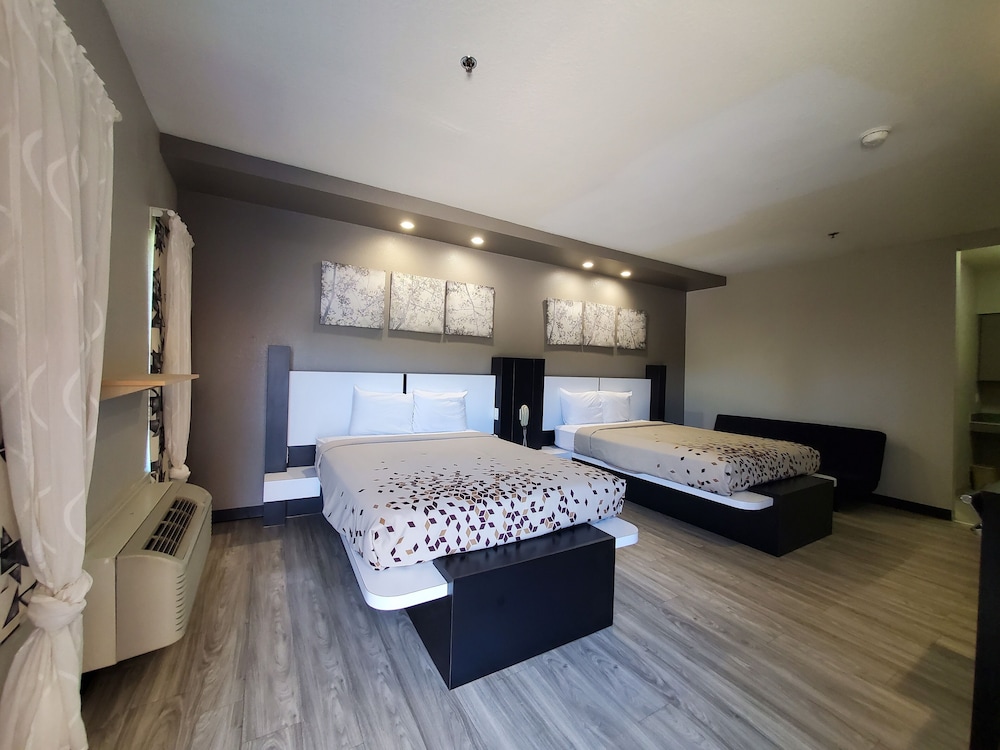 Crystal Inn - carbon neutral hotel in Porter
