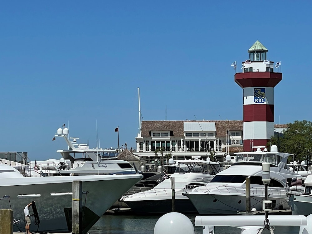 Holiday Inn Express Bluffton at Hilton Head Area by IHG - photo 52