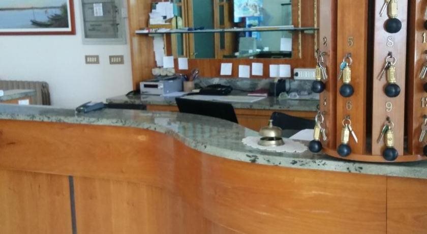 Albergo Elena — hotel in Comacchio