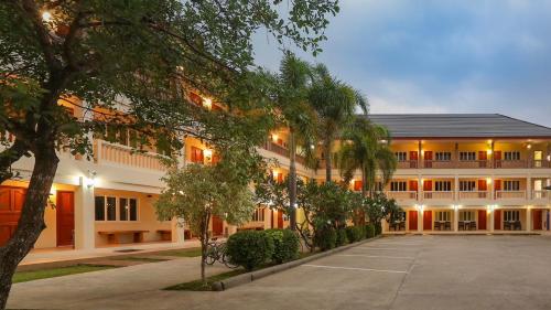 Poonnagunn hotel in Mae Sot, Thailand