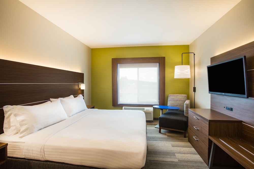 Holiday Inn Express & Suites Cedar City by IHG - photo 12