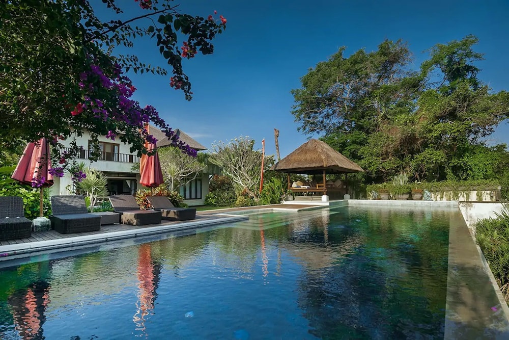 Villa Kaira — 4-Star Luxury Hotel in Canggu, Indonesia