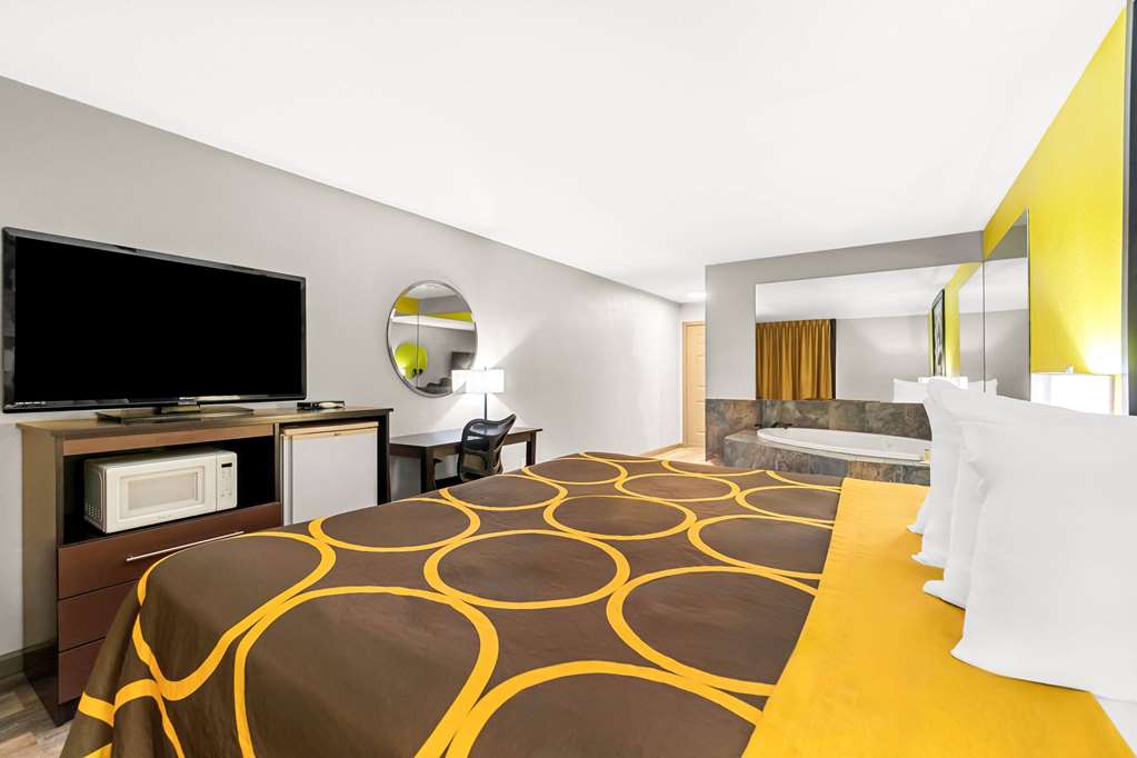 Super 8 by Wyndham Paragould - photo 29