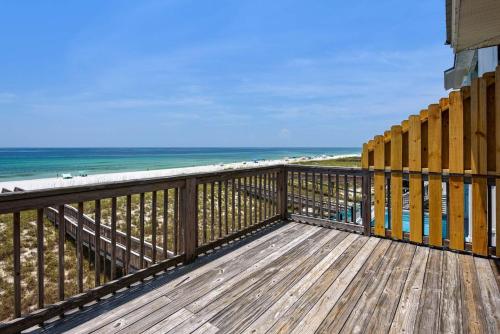 Blue Waters — 4-Star Luxury Hotel in Navarre, United States