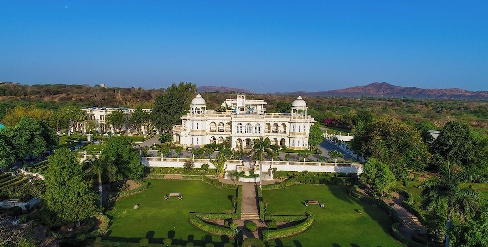 Balaram Palace Resort - carbon neutral hotel in Palanpur