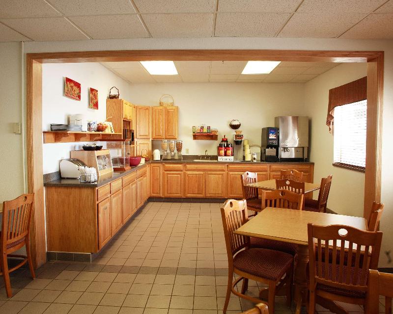 Baymont by Wyndham Huron SD - photo 30