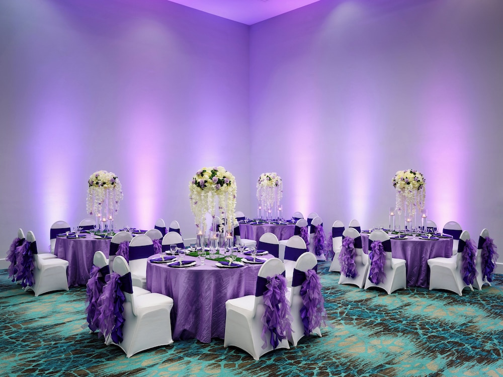Holiday Inn Resort Kissimmee by the Parks by IHG - photo 57