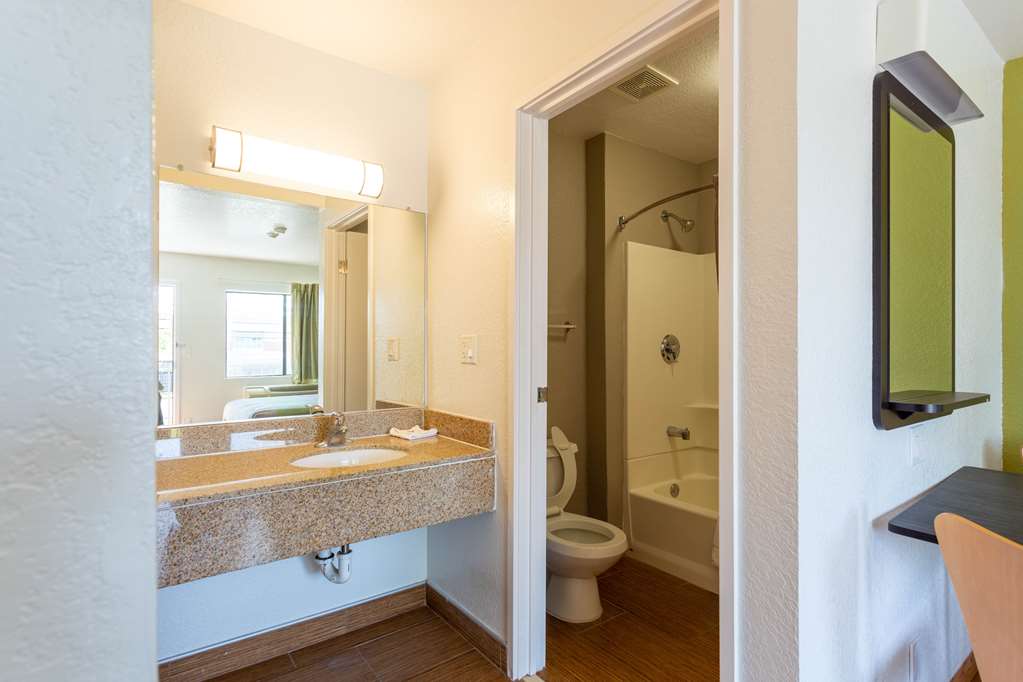 Motel 6 Camp Springs DC South Camp Springs - photo 16