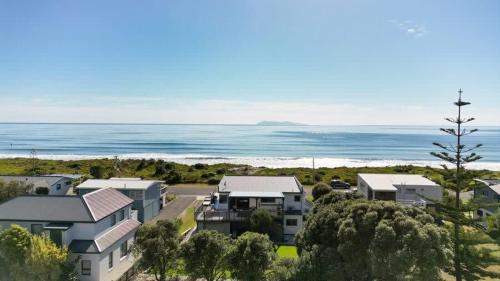 Oceanview on Broadway — 4-Star Luxury Hotel in Waihi Beach, New Zealand