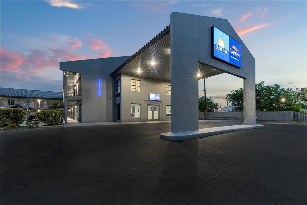 Days Inn by Wyndham San Antonio Near Lackland AFB - photo 4