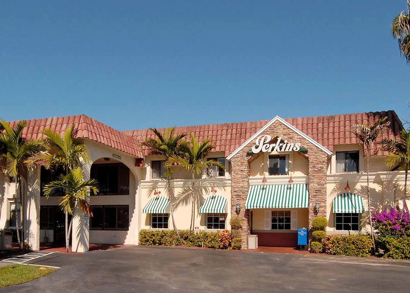 Clarion Inn Turnpike Wellington — Lake Worth