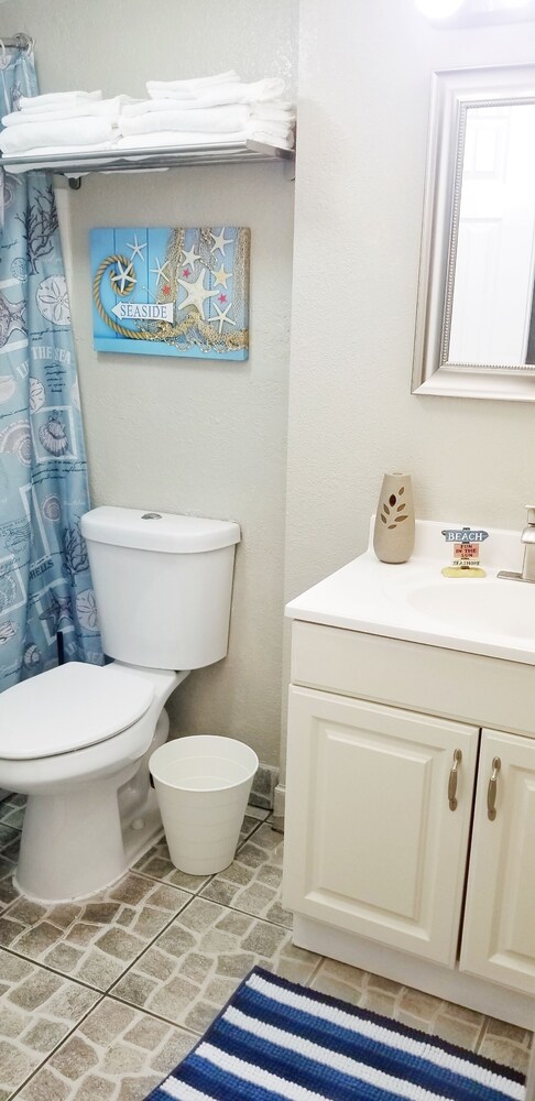 Pirates Cove Resort Studios - photo 17