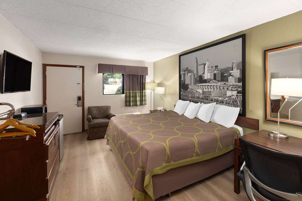 Super 8 by Wyndham Fort Mitchell Cincinnati Area - photo 14
