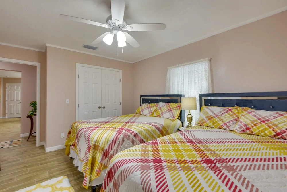 10 Mi to Coquina Beach: Spacious Bradenton Duplex