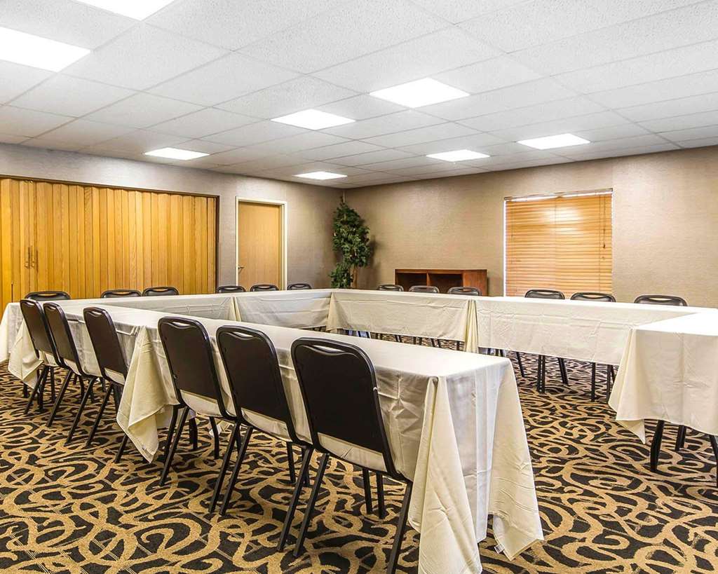 Comfort Inn Owatonna near Medical Center - photo 51