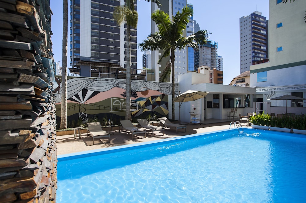 Santa Inn Hotel in Balneario Camboriu, Brasil