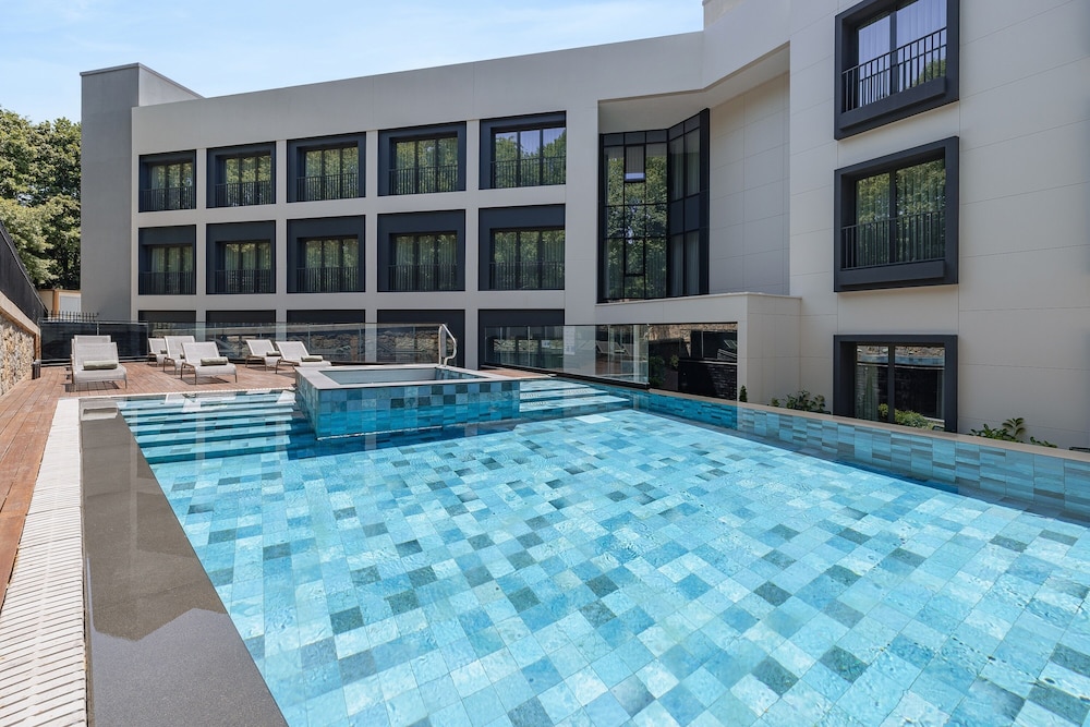 Inventist Hotel Sports Academy — hotel in Cekmekoey