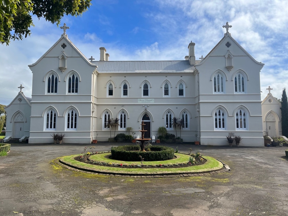 Convent at Koroit - carbon neutral hotel in Koroit