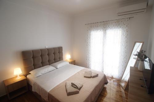 Cozy home in Athens — 4-Star Luxury Hotel in Athens, Greece